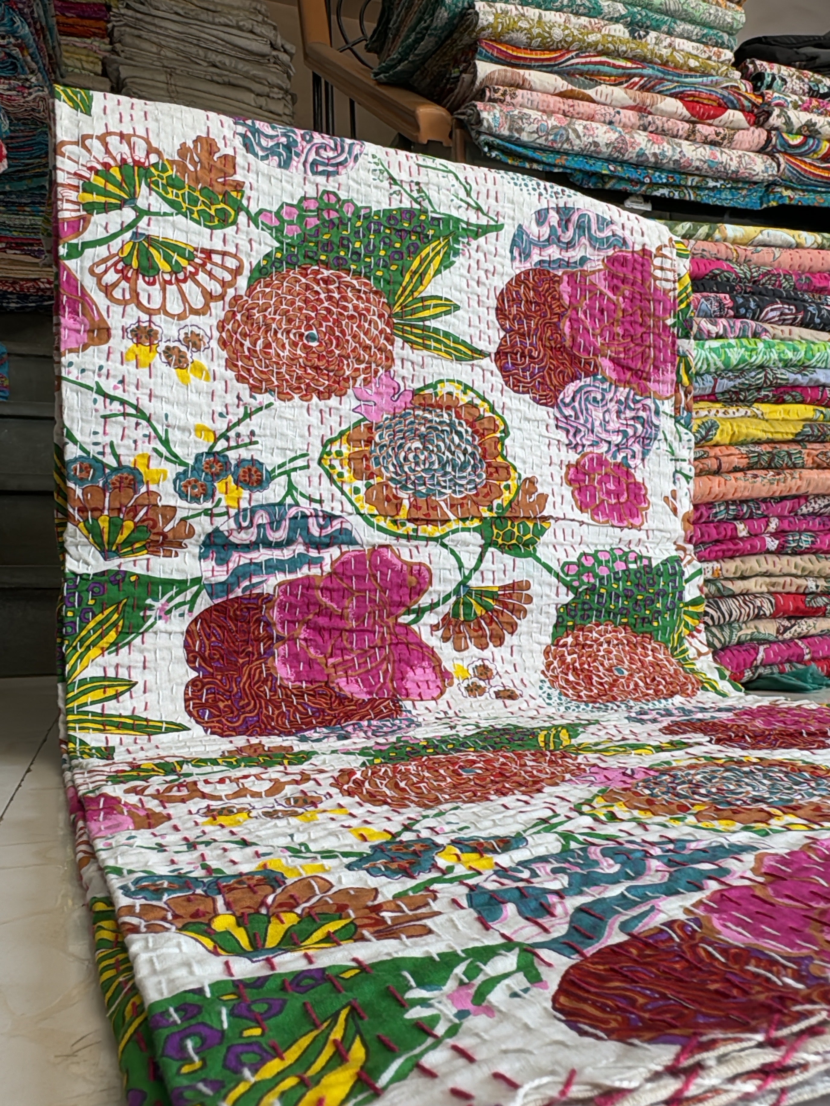 Lightweight and Breathable Kantha Print Blanket