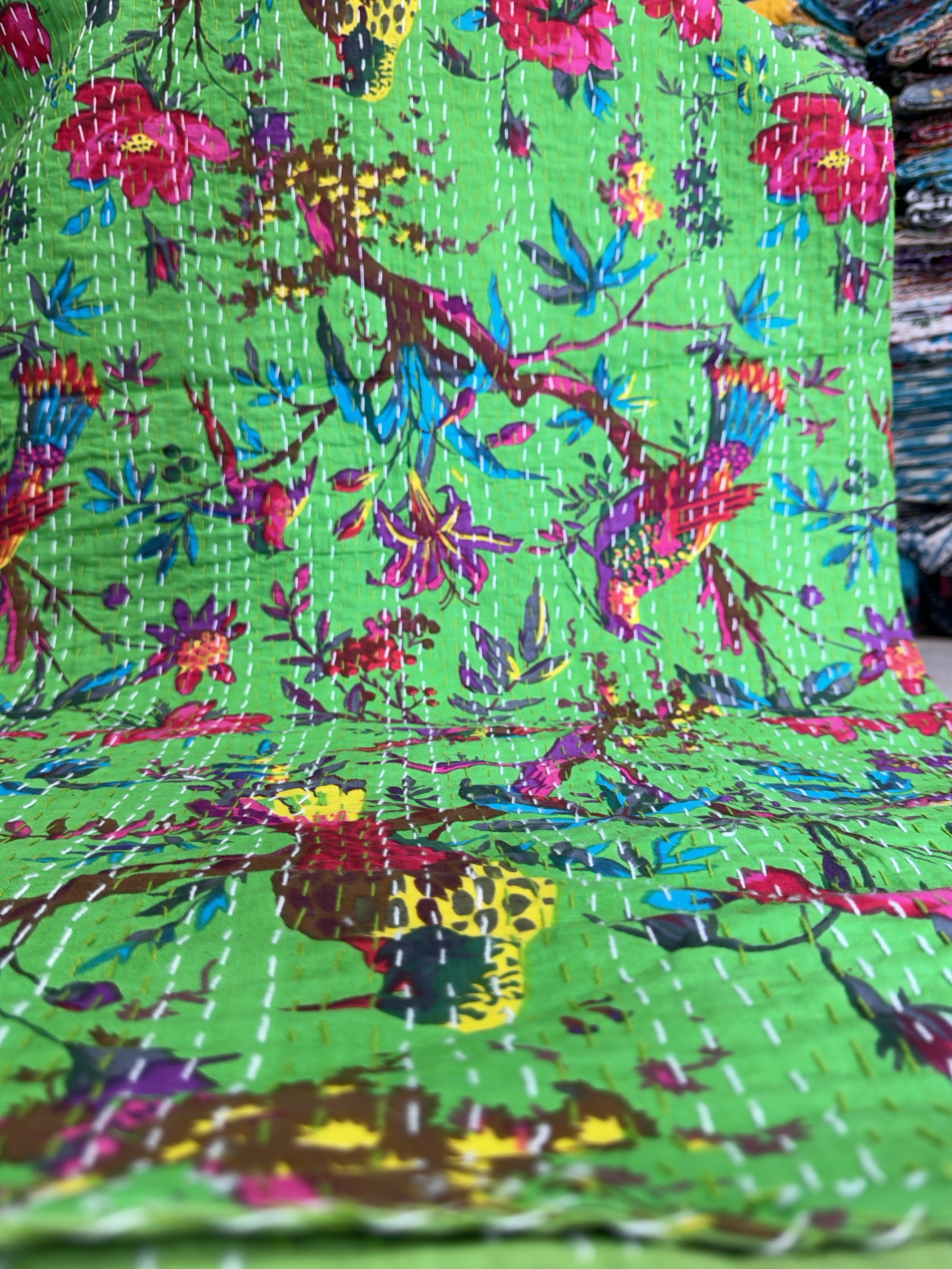 Printed Kantha Quilt – Queen Size Bedding Set